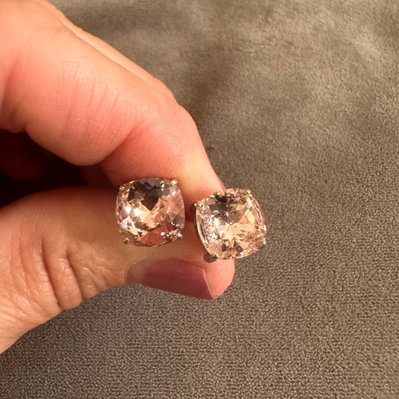 Origami Owl Pink Crystal and Silver Stud Earrings Sparkly Bridesmaid Gift Clean - Picture 1 of 6